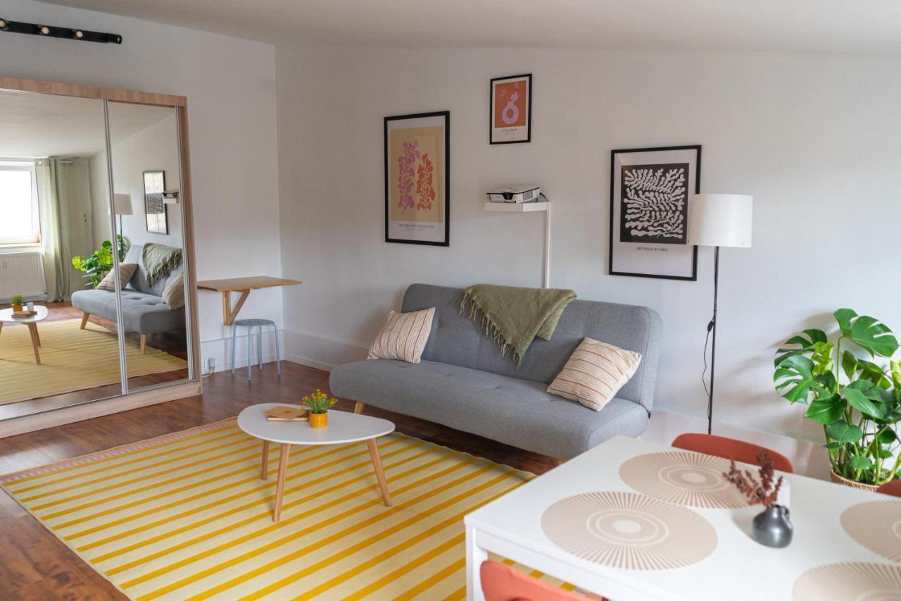 The Good Apartment Powisle 3 Bedrooms 바르샤바 외부 사진